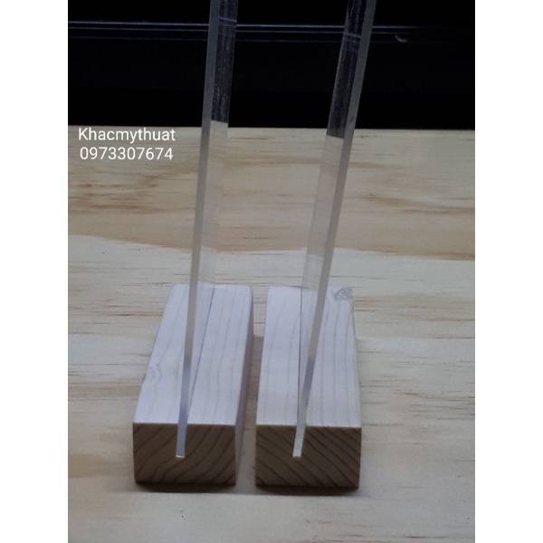 Đế gỗ cắm card, ảnh, mica...
