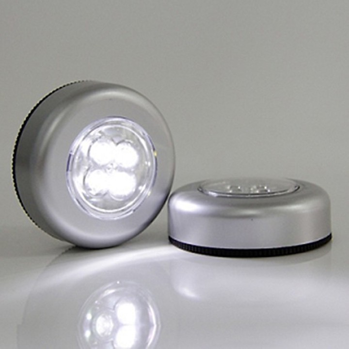 Đèn Led dán tường trần xe ô tô dùng pin ánh sáng trắng