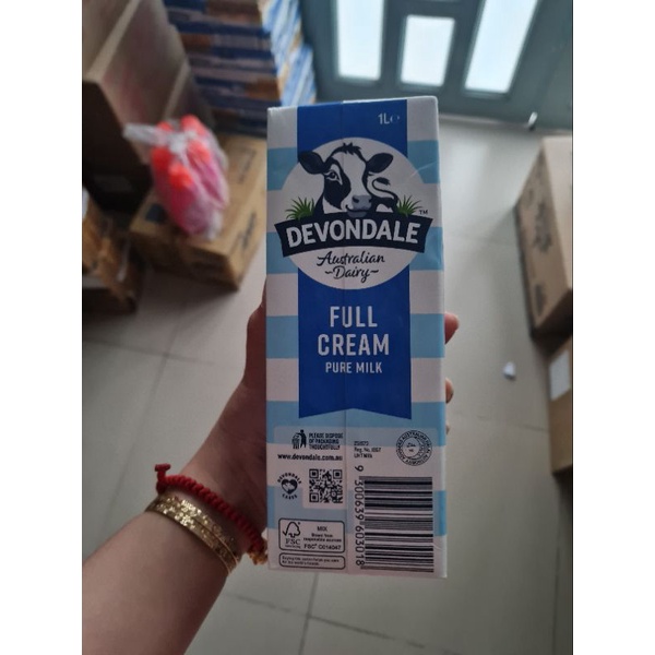 Sữa tươi nguyên kem Devondale 1 lít Úc date 6/2024 thùng 10 hộp 1 lít