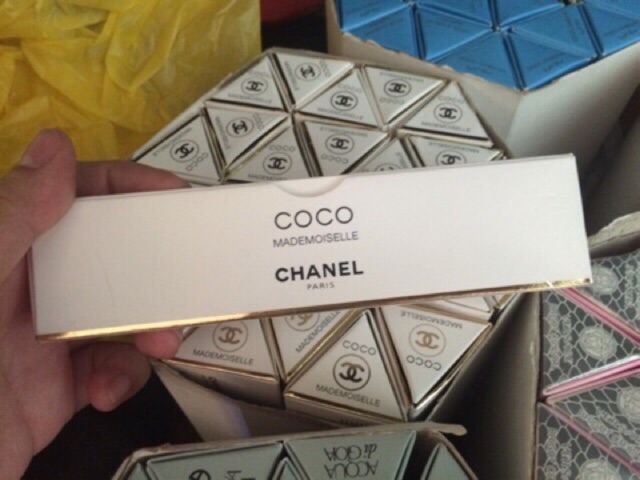 NƯỚC HOA TAM GIÁC CHUẨN NGA- SẴN 3 MÙI HOT NHẤT 15ML