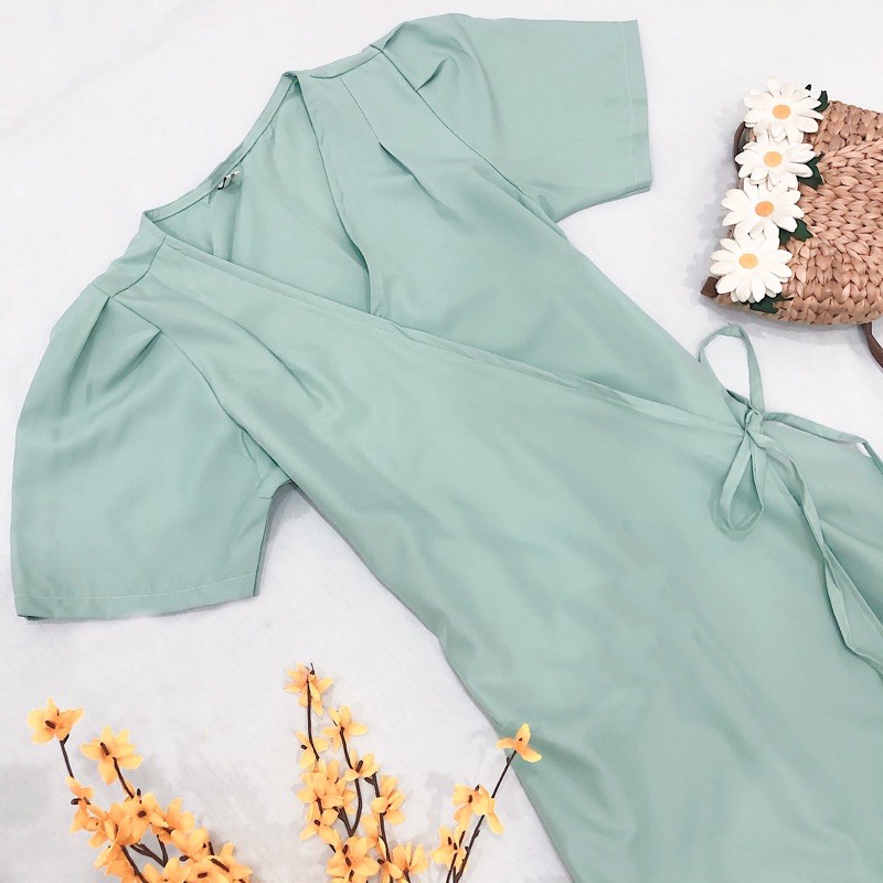 Đầm váy mint xẻ tà