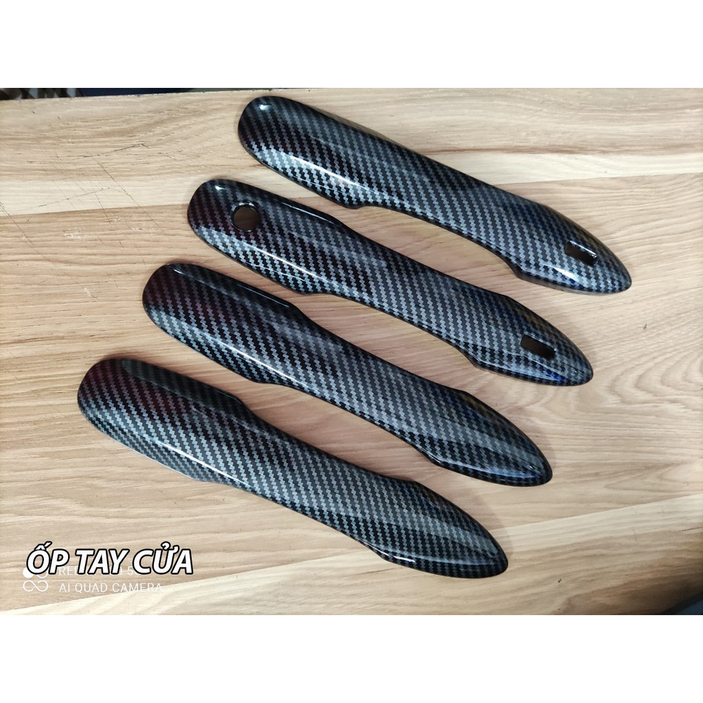 Ốp tay hõm cửa xe Toyota Cross 2021 2022 Vân Carbon Cao Cấp Chống xước tay cửa làm đẹp cho xe