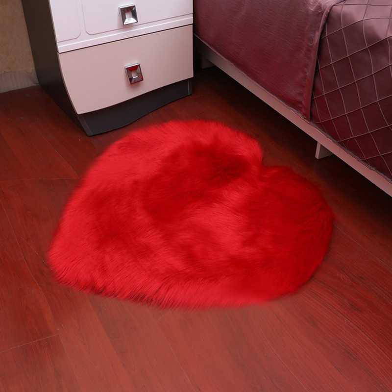 Thảm Lông Hình Trái Tim Siêu Đáng Yêu Cho Bé