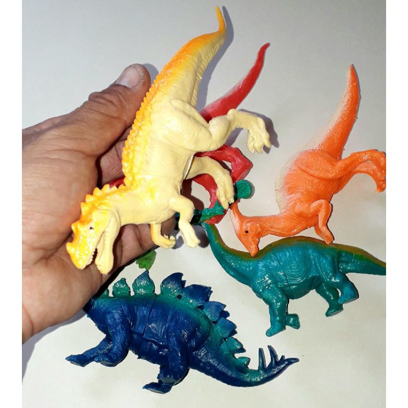Sét 6 con khủng long mô hình bằng nhựa cứng dài 16 cm đến 18 cm
