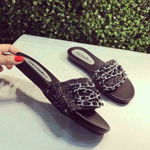 Dép xích Thái Lan