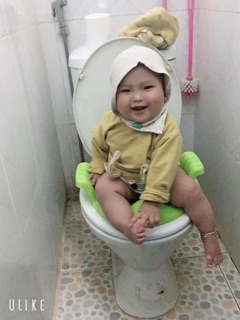 Bệ thu nhỏ bồn cầu hình ếch ngộ nghĩnh cho bé yêu