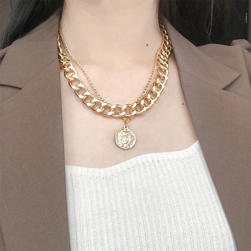 Dây chuyền mặt tròn với dây mắt xích đôi phong cách cổ điển thời trang