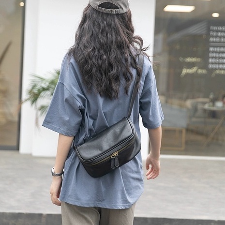 Túi đeo chéo da khóa ngược phong cách Unisex chất mềm mịn dễ mix đồ