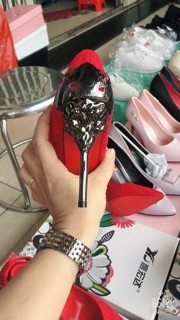 Giày cao gót nữ Quảng Châu