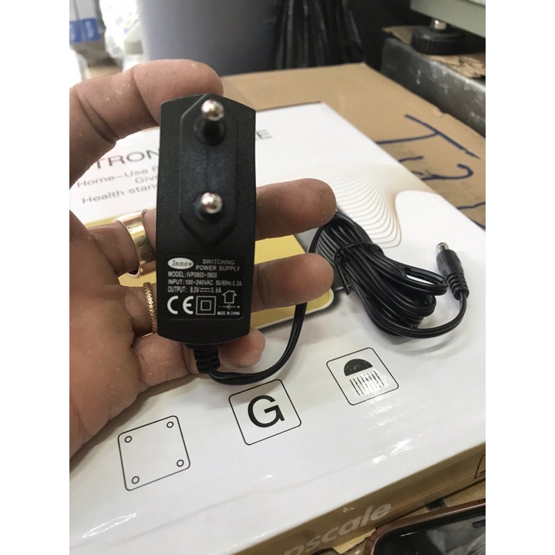 Dây sạc cân kd-tbed 8v/0,6a và 9v/0.6a xịn