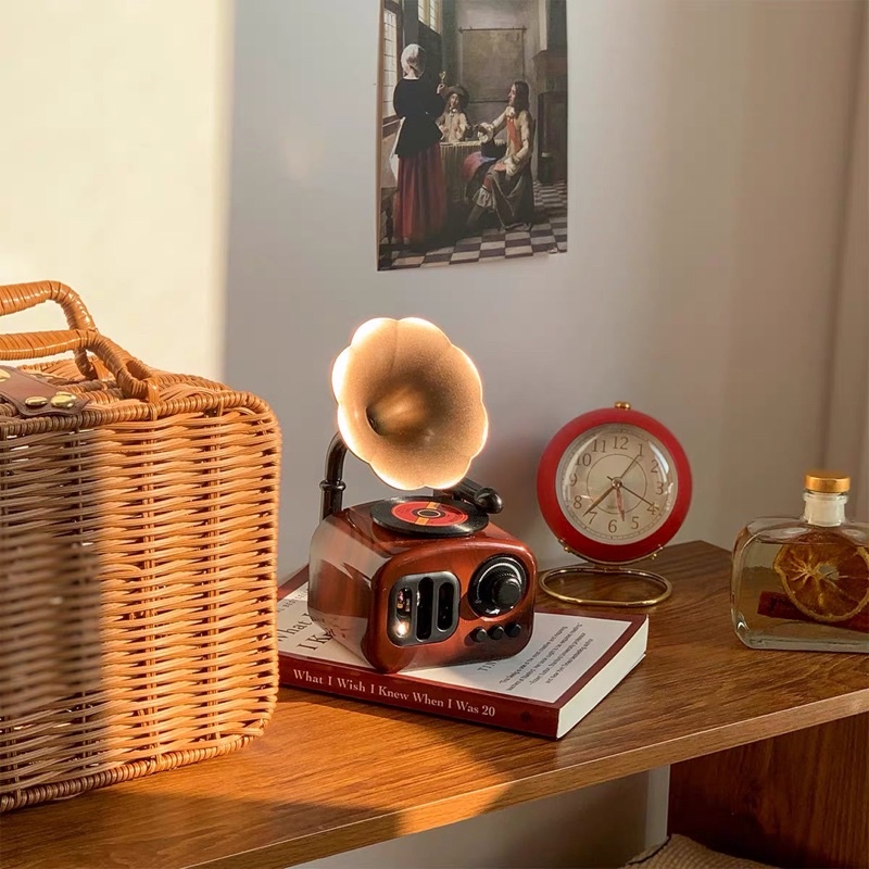 Mô hình loa đài dây cót cổ điển trang trí vintage