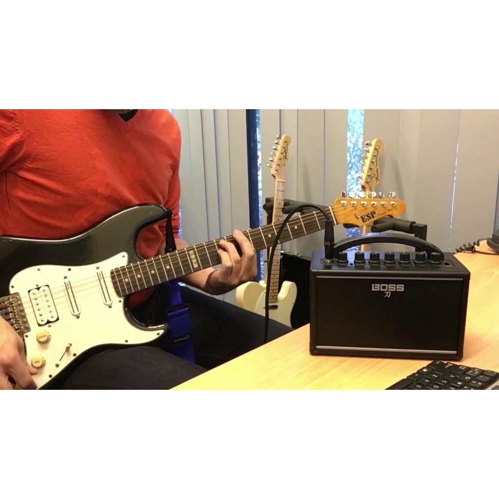 Loa Boss Katana-Mini 7W luyện tập guitar điện