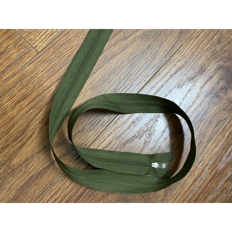 Khoá áo chống nắng Laroma