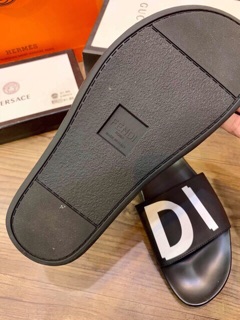 Dép Fendi hot hit 2019