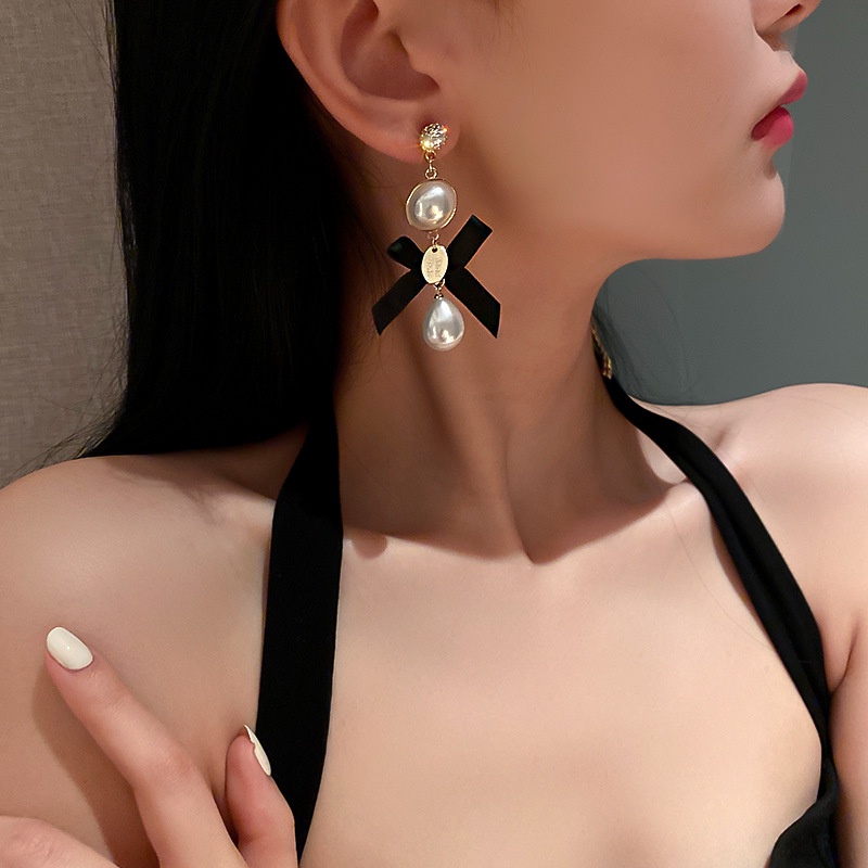 Đôi Bông Tai Mạ Bạc 925 Hình Nơ Đính Kim Cương Giả Thời Trang Hàn Quốc Cho Nữ