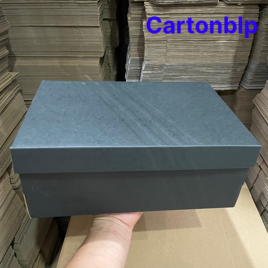 HỘP GIÀY ADIDAS CHÍNH HÃNG SIZE 32X22X12CM NHIỀU MÀU