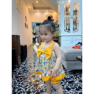Bộ đồ bé gái hoa vàng chất đũi hàng cao cấp