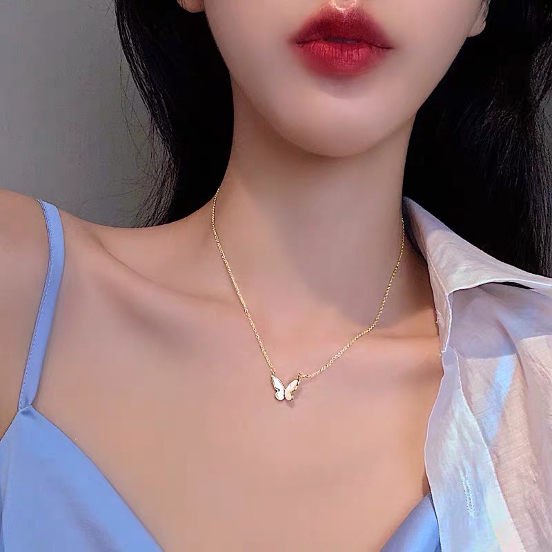 Vòng cổ mặt hình con bướm đơn giản phong cách Hàn Quốc