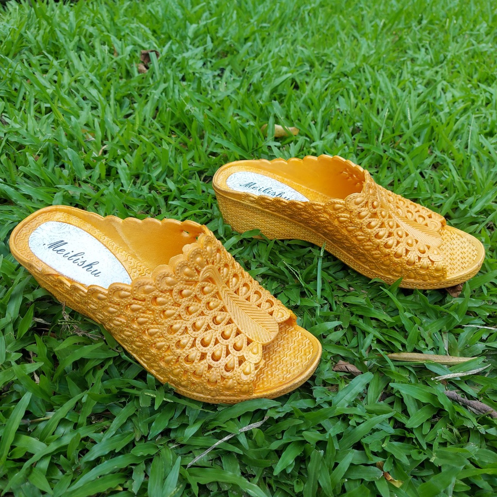 DÉP NHỰA DẺO NỮ ĐI MƯA CAO 4CM