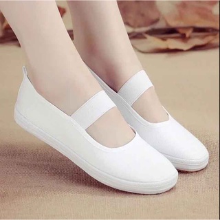 Giày khiêu vũ màu trắng mềm mại dành cho bé gái