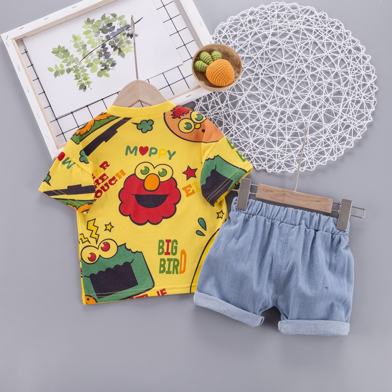 Set Áo Thun Ngắn Tay Cổ Tròn + Quần Short Đáng Yêu Cho Bé Trai