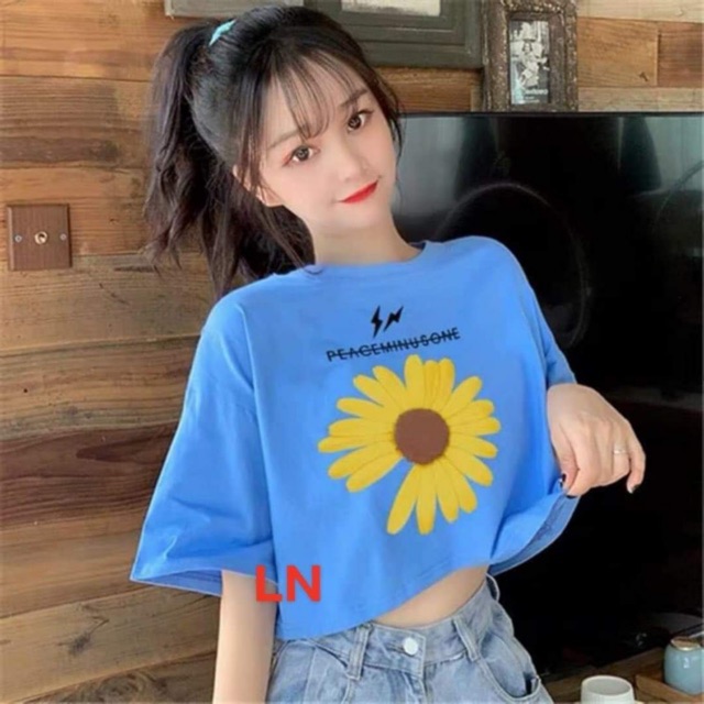 Áo croptop hoa cúc vàng thiếu cánh LN12