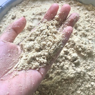 1kg cám gạo làm thức ăn vật nuôi
