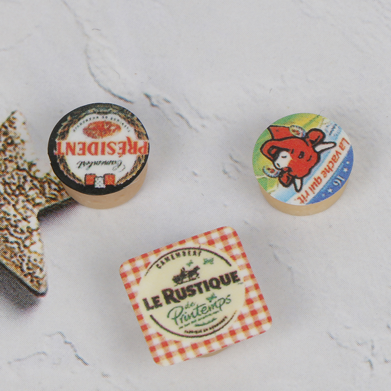 Set 3 phô mai mini tỉ lệ 1 / 12 dùng trang trí nhà búp bê