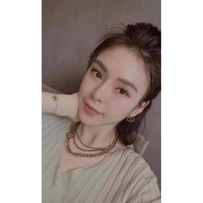 Vòng cổ choker thương hiệu có sẵn tại Mây 1992 Accessories
