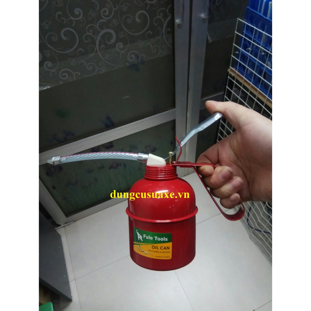 Bình Châm Dầu Nhớt Sắt 500cc