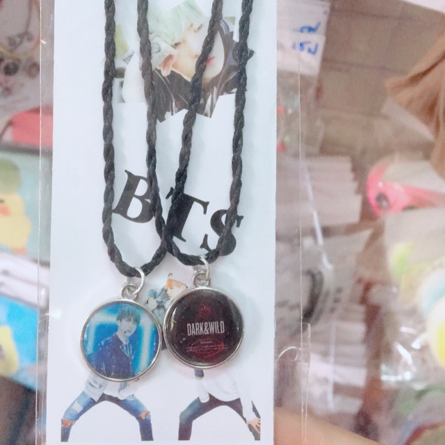 Vòng cổ đôi bts