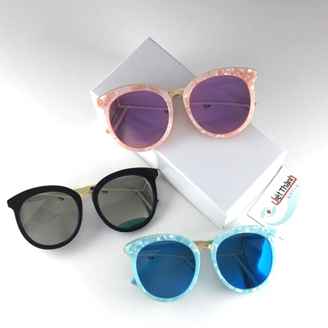 Kính V tròn mắt mèo form lớn kính V