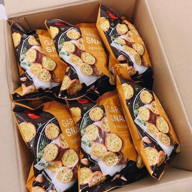 Thùng 12 Bịch Snack Bánh Mì Sấy Bơ Tỏi 120gr Hàn Quốc