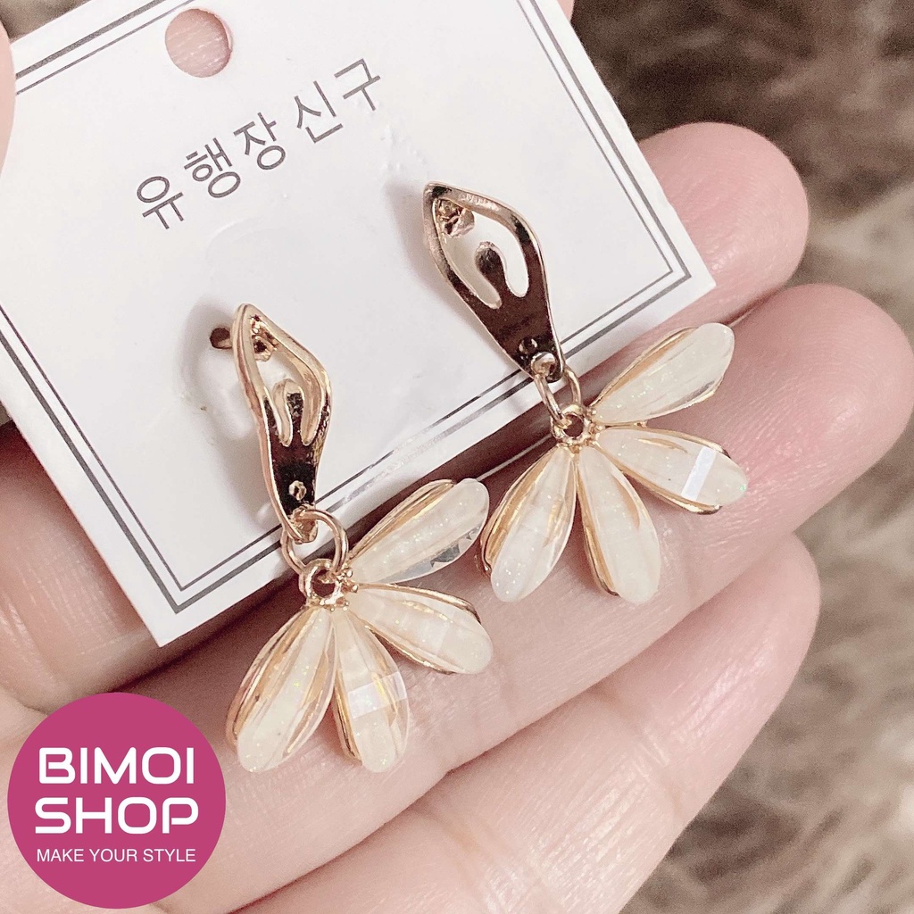 Bông tai (khuyên tai) trang sức hình cánh hoa đính đá, sang chảnh phong cách quý phái, hàng cao cấp nhập từ Thái Lan