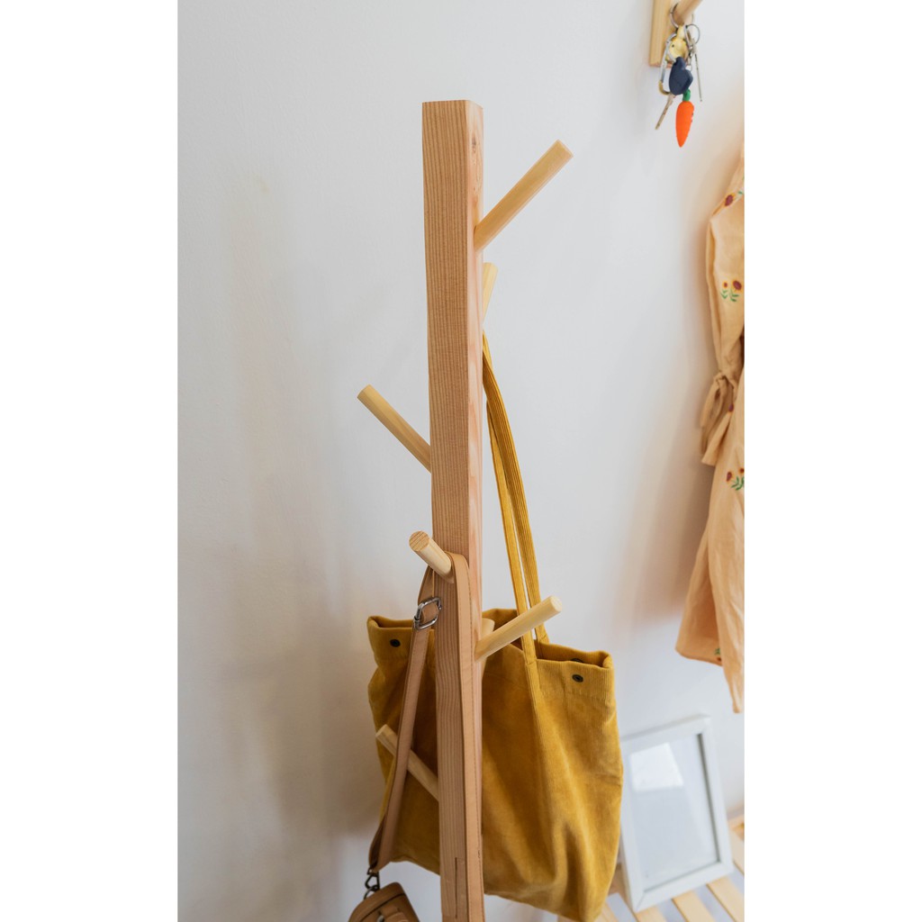 Cây treo quần áo đứng bằng gỗ thông, móc quần áo gỗ Standing Hanger phong cách Hàn Quốc tối giản KT 150cm x 50cm x 50cm
