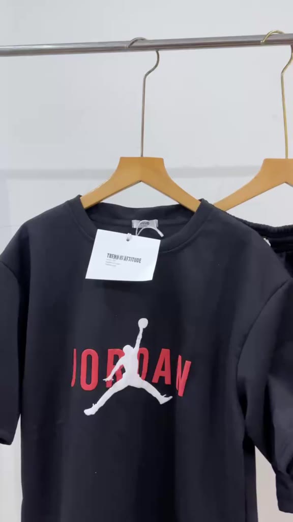 [Mã FATREND5 giảm đến 30k đơn 99k] Bộ Quần Áo Thể Thao Mùa Hè Nam Nữ Họa Tiết JOCDAN | BigBuy360 - bigbuy360.vn