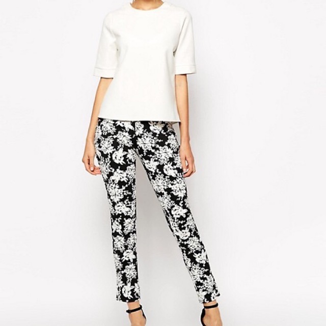 Quần legging WAREHOUSE size 8UK-used