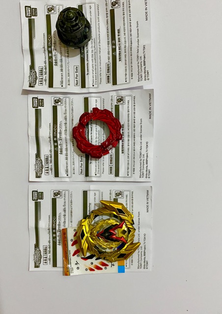 Con Quay Takara Tomy Beyblade Burst B132