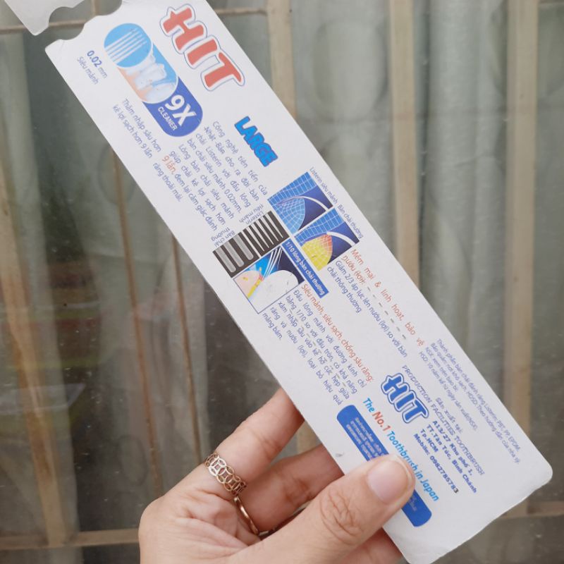 Vỉ 3 bàn chải đánh răng gia đình màu ngẫu nhiên(2 cây lớn/1 nhỏ)