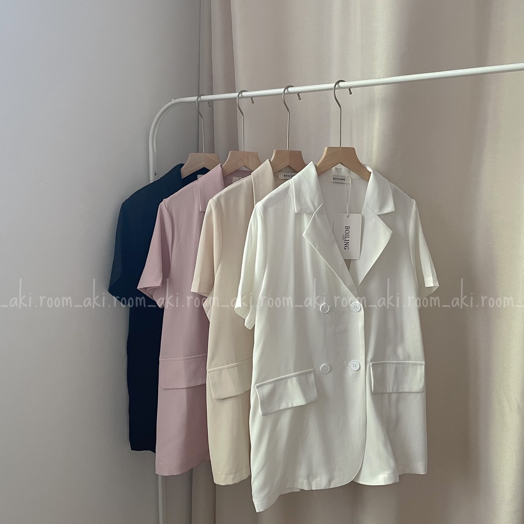 Áo blazer cộc tay một lớp bốn khuy form rộng vừa hai nắp túi giả 2216