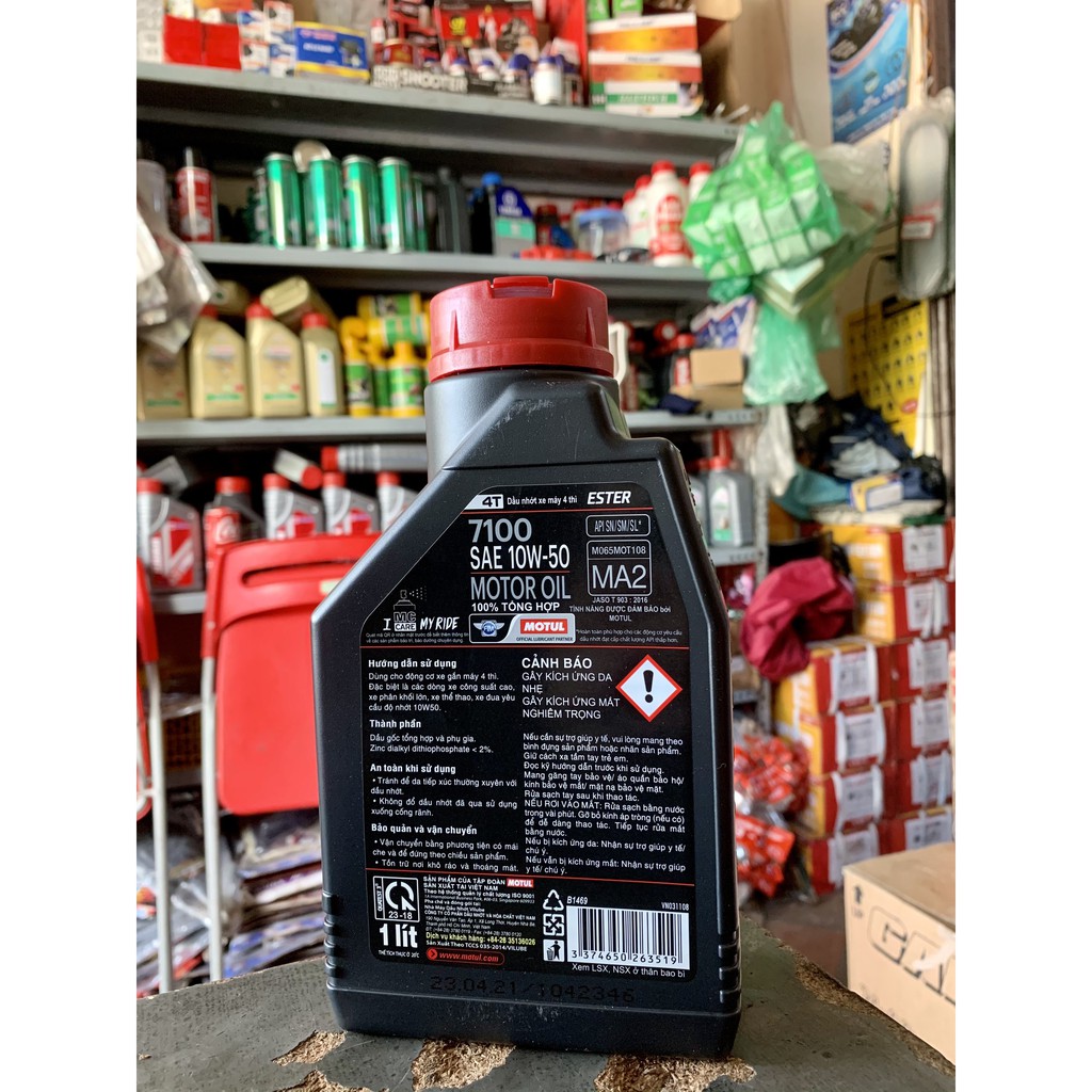 Nhớt Motul 7100 10W50, H-TECH 100 10W40 xe số tổng hợp toàn phần - Dầu nhớt xe máy 4T