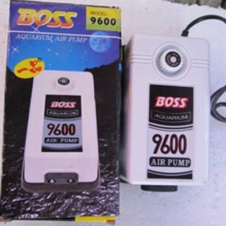 Máy sủi oxi 2 vòi boss 9600 - siêu êm - giao hàng hoả tốc tphcm