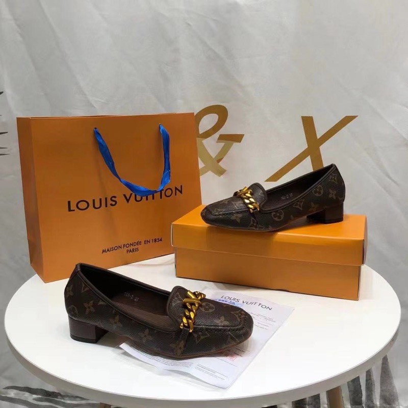 Giày cao gót 5cm da mềm Giày moca lười lv nữ mũi vuông tag khoá V (fullbox Bill túi )