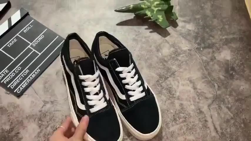 Giày Vans sneaker nam nữ, Giày thể thao bata 𝐕𝐚𝐧𝐬 𝐎𝐥𝐝 𝐒𝐤𝐨𝐨𝐥 cổ ngắn dáng đen kẻ trắng nhung nỉ cao cấp đế đú | BigBuy360 - bigbuy360.vn