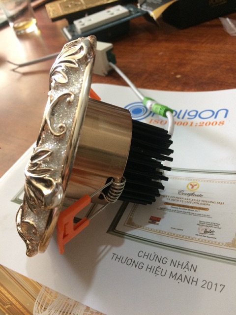 Đèn led âm Trần hoa văn  mặt đá cao cấp 3 chế độ