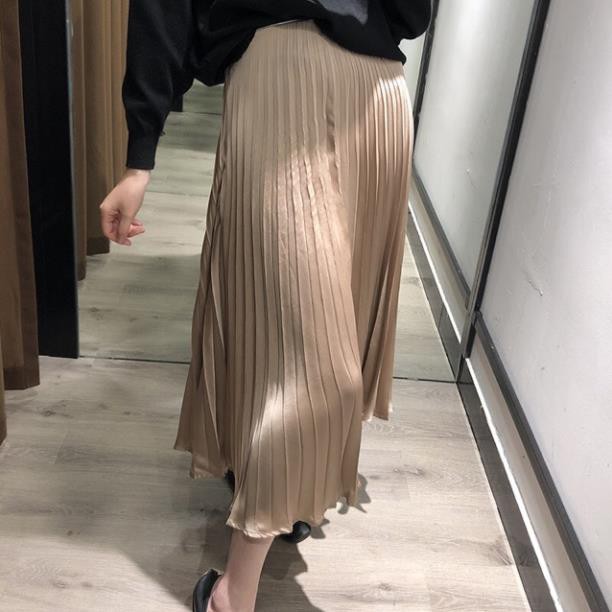 🍀 10.10 10.10 😍 🌸 🍀 9.9 Chân váy Zara màu nude mẫu 2019(Pleated Skirt) .. Đẹp . . Đẹp . .
