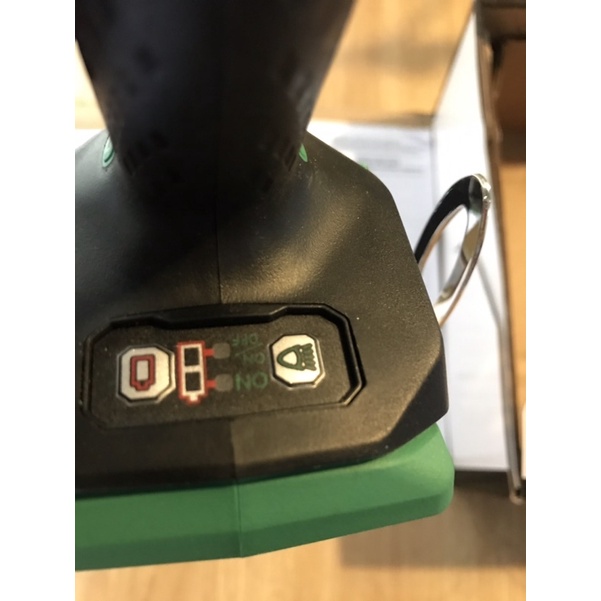 Máy vặn vít metabo hpt 18v