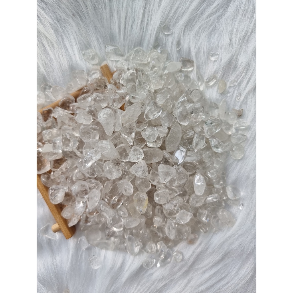 Vụn đá thach anh Trắng (Clear Quartz) làm Grid, thanh tẩy trong Tarot, Reiki, thiền định, phong thủy