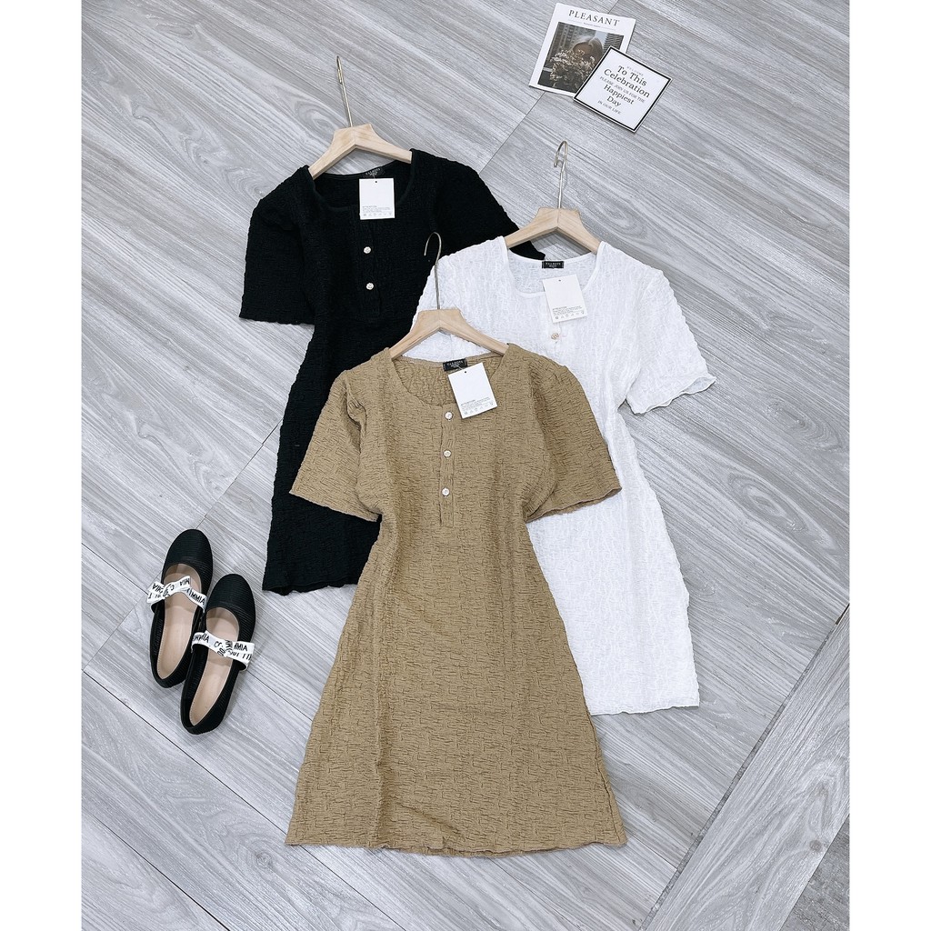 Đầm Body Len Xốp Cổ Vuông Váy Body Mongtoghi Siêu Tôn Dáng | BigBuy360 - bigbuy360.vn