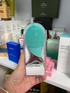 Máy rửa mặt con cá WellDerma Cleansing Fish Hàn Quốc